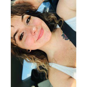 Meet your Posher, Erika